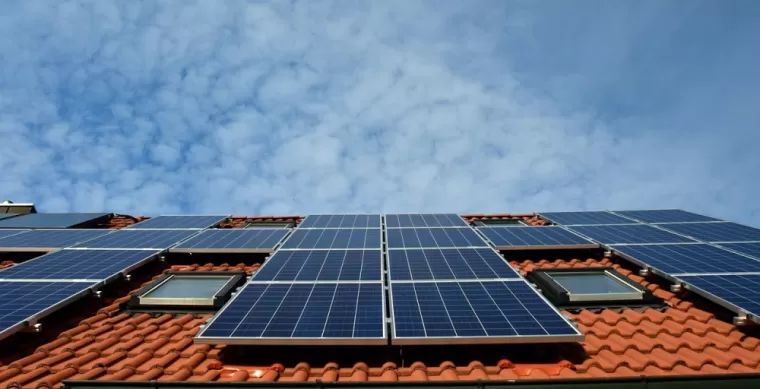 Garance Plomberie à Bordeaux : Transformez Votre Toit en Source de Rentabilité avec des Panneaux Photovoltaïques Fiables, Eysines, GARANCE PLOMBERIE